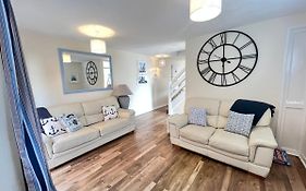 Penny Cottage By The Beach